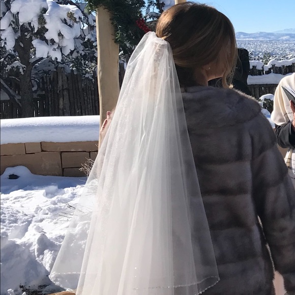 FLOWER DREAM A-line wedding dress, veil+hair decor - Picture 6 of 11